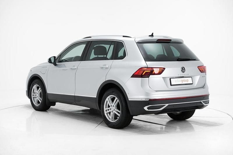 Usado VW Tiguan Elegance 245 HP (180 kW) 2021 Cinza SUV