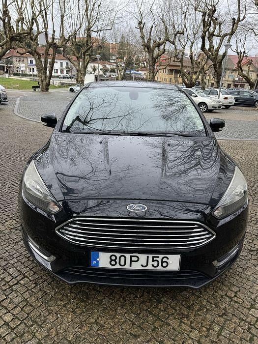 Usado Ford Focus Titanium 120 HP (88 kW) 2015 Sedan