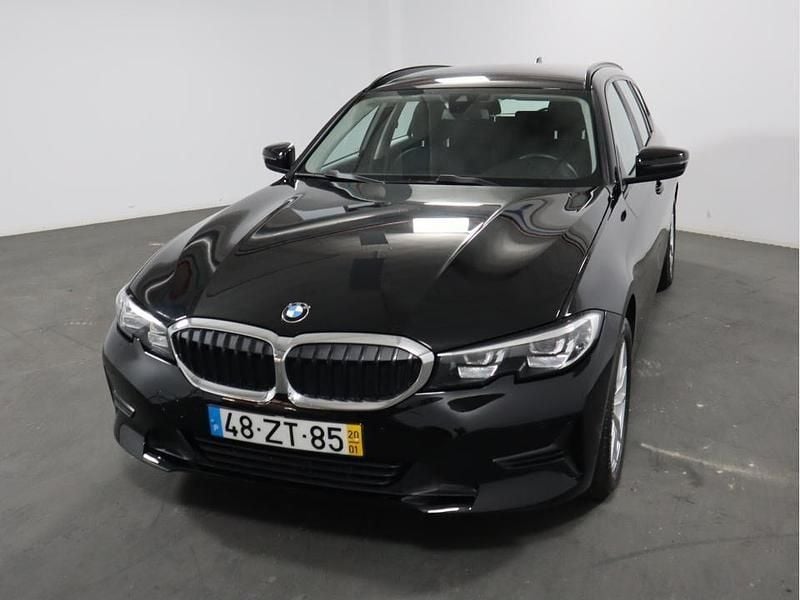 Preto Usado 2020 BMW 318 Carrinha | € 24.490 (Bom preço) - Imagem 1/4