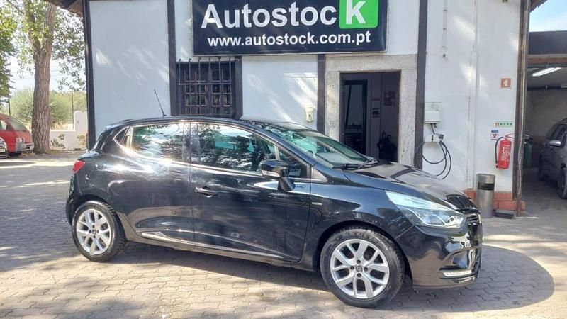 Usado Renault Clio IV LIMITED 90 HP (66 kW) 2019 Preto