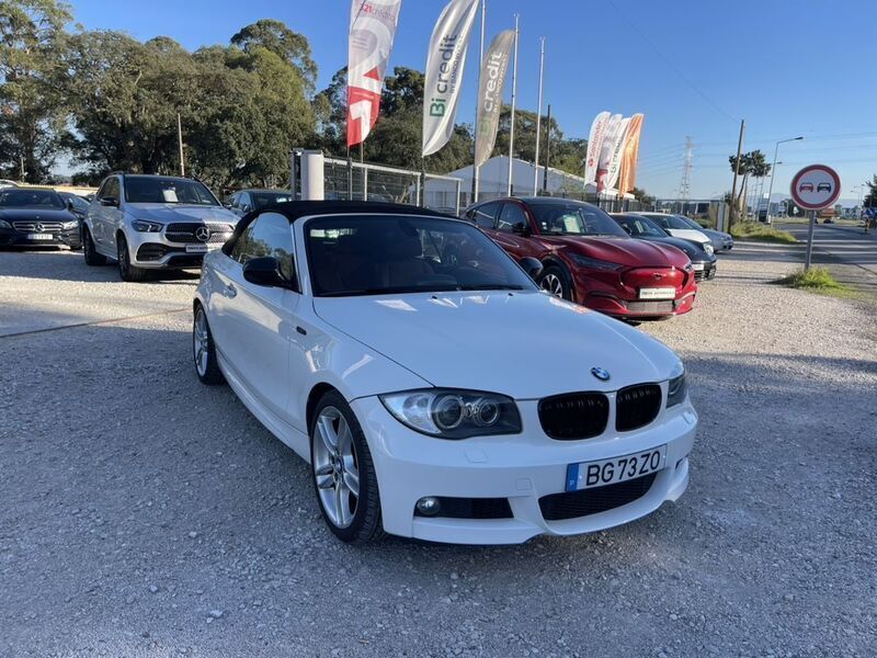 Branco Usado 2010 BMW 120 Cabriolet Cabrios | € 19.900 - Imagem 1/4