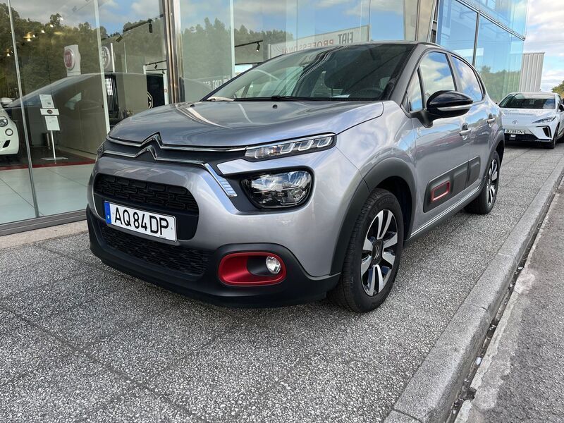 Cinzento Usado 2022 Citroën C3 PureTech Citadino | € 16.900 (Preço justo) - Imagem 1/4