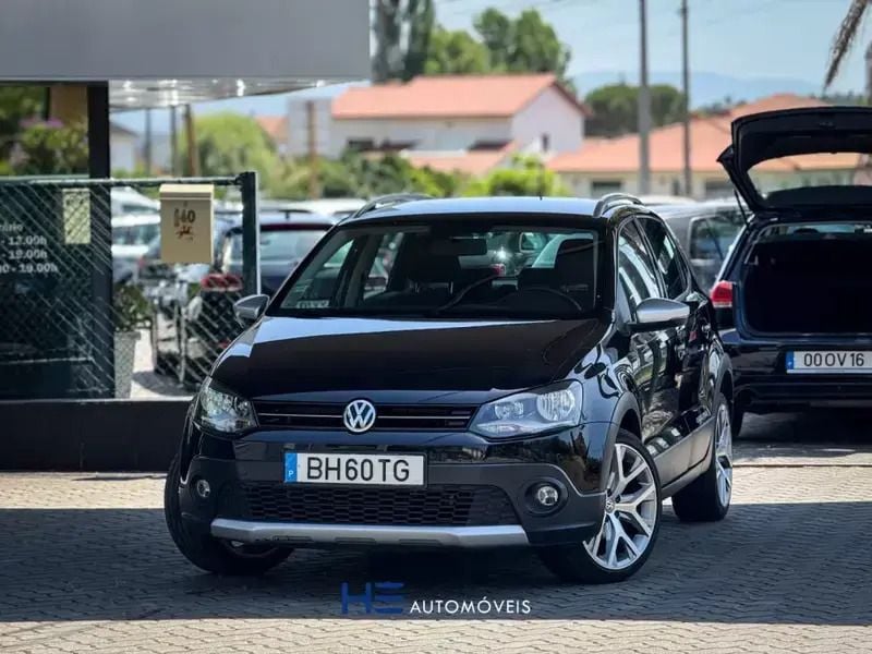 Preto Usado 2014 VW Polo Cross Citadino | € 9.400 - Imagem 1/4