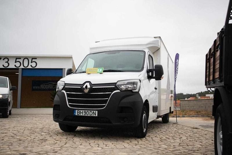 Branco Usado 2021 Renault Master Van | € 30.000 (Preço elevado) - Imagem 1/4
