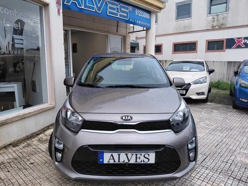 Usado Kia Picanto 67 HP (49 kW) 2020 Cinzento Citadino