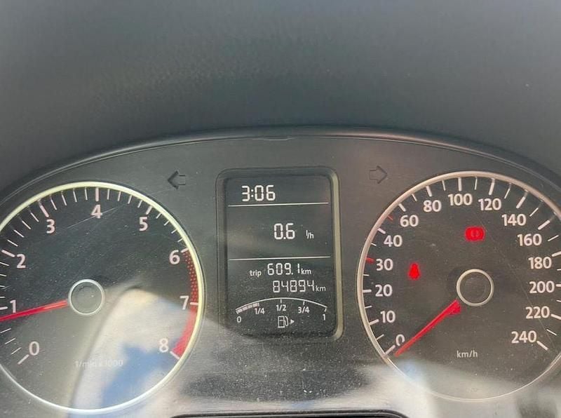 Usado 2010 VW Polo Sedan | € 6.300 (Preço justo) - Imagem 1/4