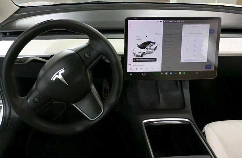 Usado Tesla Model 3 Long Range AWD 366 kW (498 HP) 2021 Branco Sedan