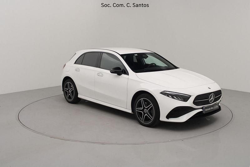Branco Usado 2023 Mercedes A250 AMG Sedan | € 33.000 (Preço justo) - Imagem 1/4