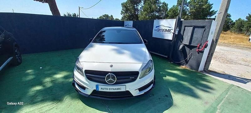 Branco Usado 2014 Mercedes A45 AMG AMG | € 25.000 - Imagem 1/4