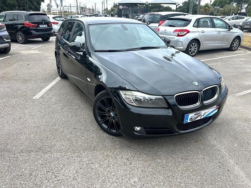 Preto Usado 2011 BMW 316 Carrinha | € 14.990 - Imagem 1/4