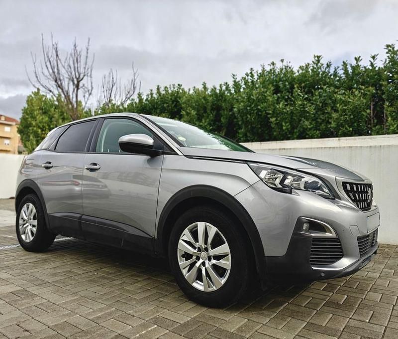 Usado Peugeot 3008 120 HP (88 kW) 2017 SUV