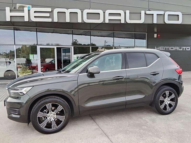 Cinza Usado 2019 Volvo XC40 Inscription SUV | € 28.990 (Preço elevado) - Imagem 1/4