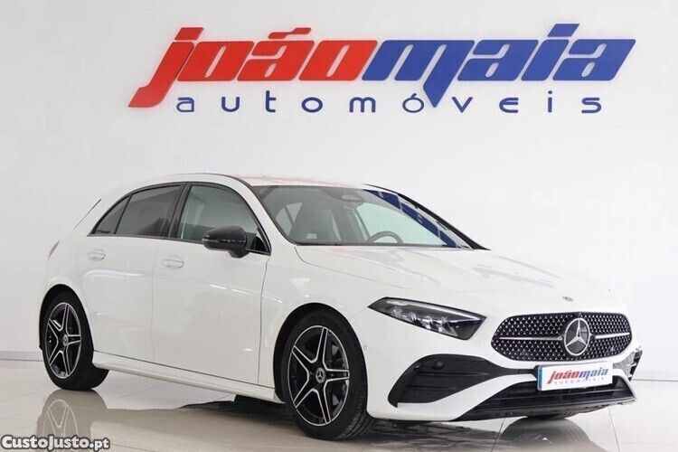 Branco Usado 2024 Mercedes A200 Sedan | € 36.500 (Preço justo) - Imagem 1/1