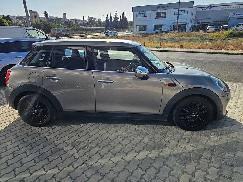 Usado Mini One D 95 HP (69 kW) 2016 Cinza Citadino