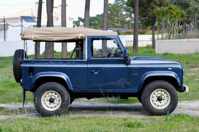 Azul Usado 2008 Land Rover Defender SUV | € 36.000 (Preço justo) - Imagem 1/4