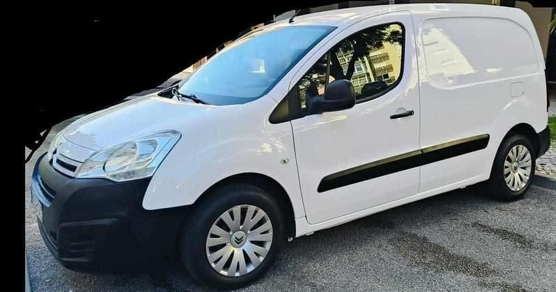 Branco Usado 2015 Citroën Berlingo Monovolume | € 9.000 (Preço justo) - Imagem 1/4