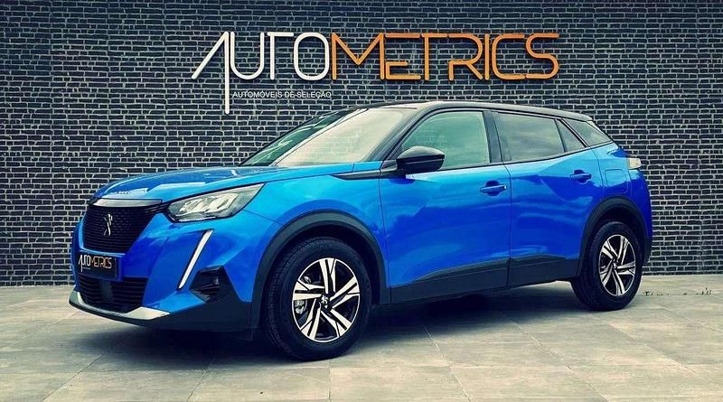 Azul Usado 2021 Peugeot 2008 Active SUV | € 16.750 (Bom preço) - Imagem 1/4