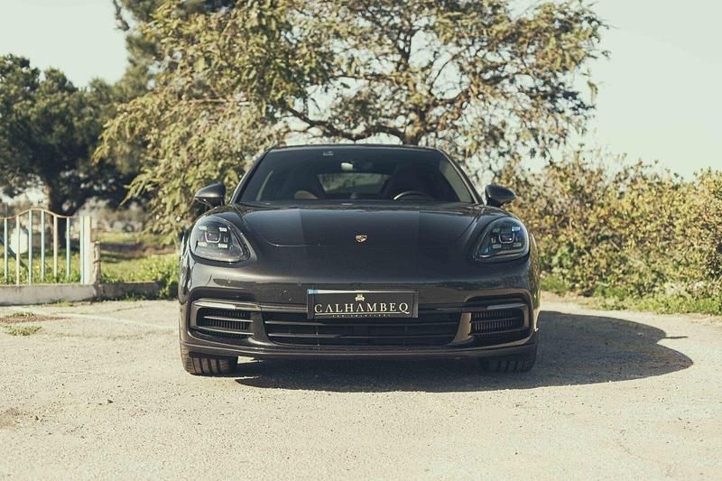 Usado Porsche Panamera 4 462 HP (339 kW) 2018 Preto Sedan