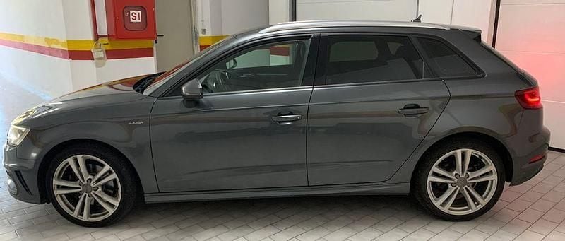 Usado 2015 Audi A3 Sportback e-tron S-Line Citadino | € 15.500 (Preço justo) - Imagem 1/4