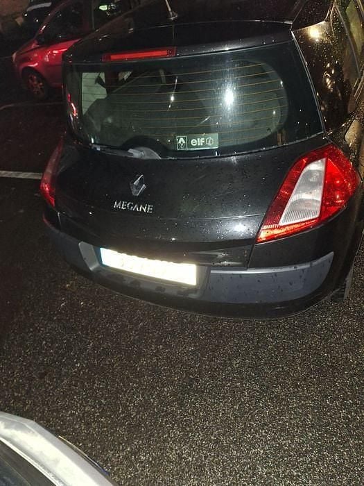 Usado 2004 Renault Mégane II Sedan | € 1.000 (Super Preço) - Imagem 1/4