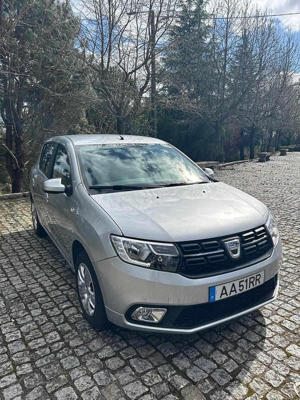 Usado Dacia Sandero 101 HP (74 kW) 2020 Cinzento Citadino