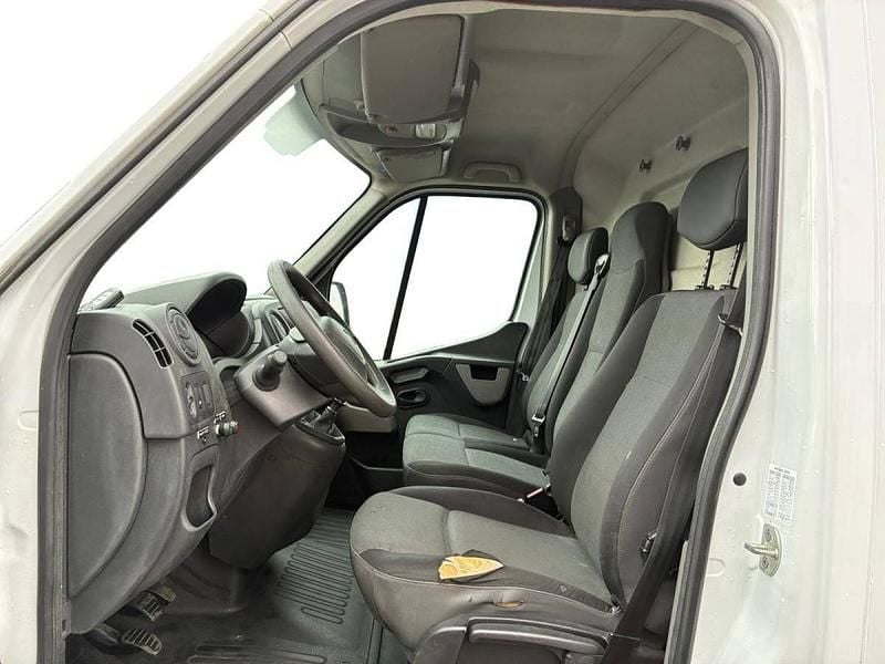 Usado Renault Master 130 HP (95 kW) 2019 Branco