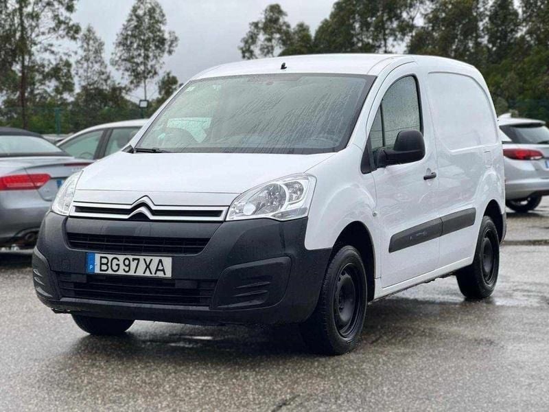 Branco Usado 2018 Citroën Berlingo Monovolume | € 11.500 - Imagem 1/4