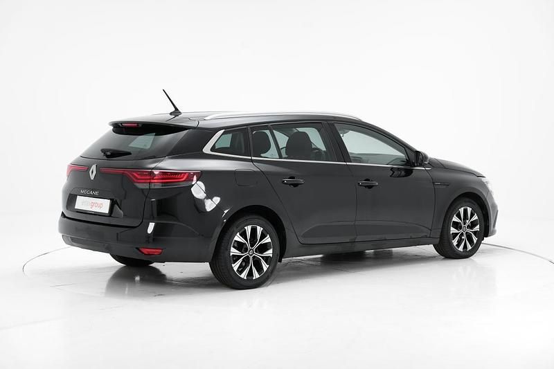 Usado Renault Mégane IV 115 HP (84 kW) 2021 Preto Carrinha