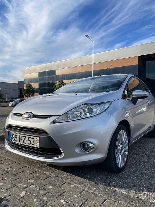 Usado 2009 Ford Fiesta Citadino | € 5.500 (Preço elevado) - Imagem 1/4