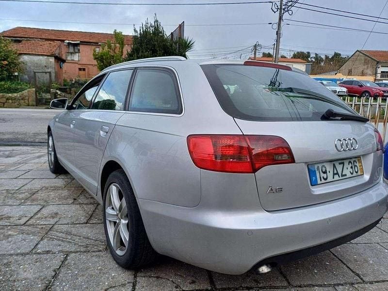 Usado Audi A6 140 HP (102 kW) 2005 Cinzento Carrinha