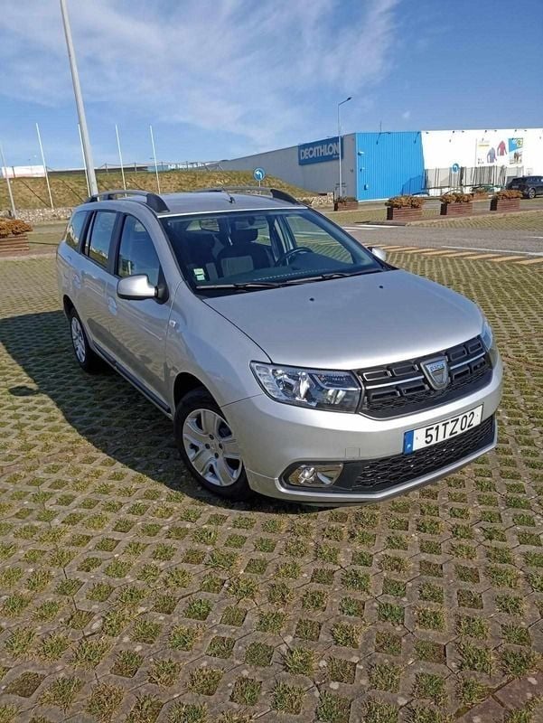 Cinzento Usado 2017 Dacia Logan MCV Carrinha | € 7.600 (Preço justo) - Imagem 1/4