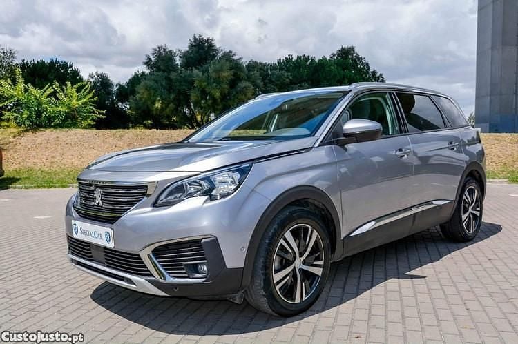 Cinza Usado 2018 Peugeot 5008 Allure SUV | € 18.450 (Preço justo) - Imagem 1/1