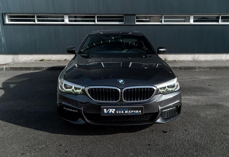 Usado BMW 530e iPerformance 252 HP (185 kW) 2018 Cinza Sedan