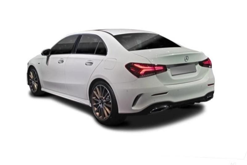 650€650€ Usado 2023 Mercedes A250 Sedan | € 46.594 - Imagem 1/4