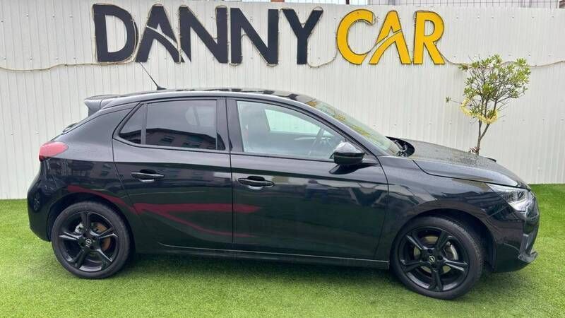 Preto (metalizado) Usado 2023 Opel Corsa GS Line | € 18.990 (Bom preço) - Imagem 1/4