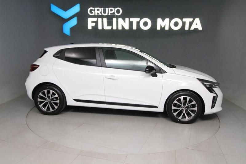 Usado Mitsubishi Colt 101 HP (74 kW) 2025 Branco Citadino