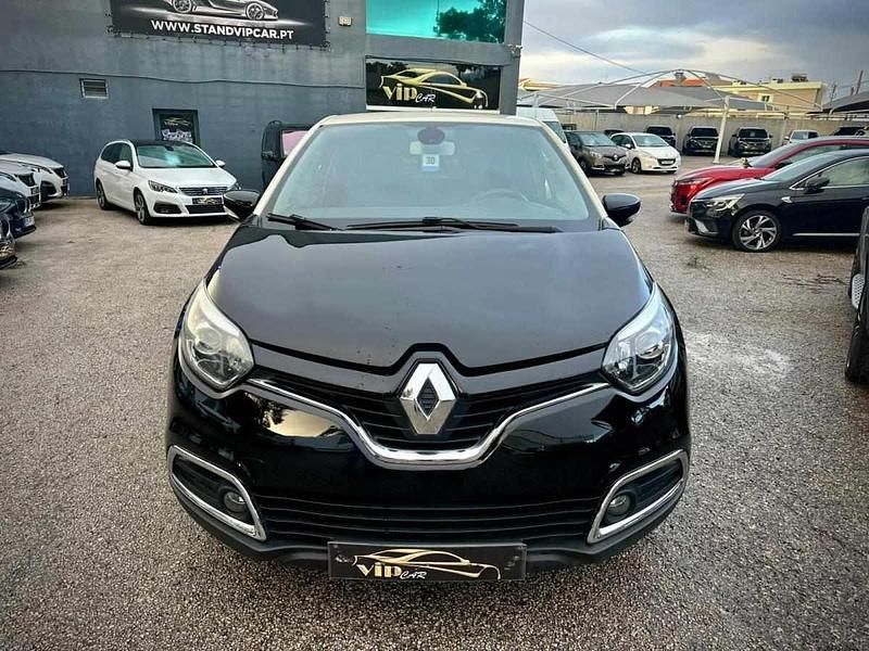 Usado Renault Captur 90 HP (66 kW) 2015 Preto SUV
