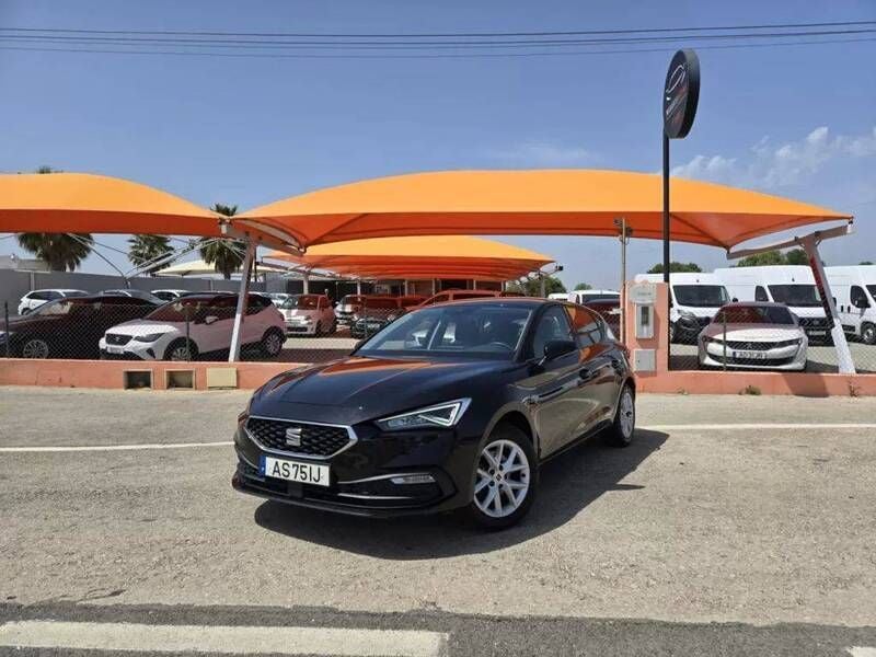 Preto Usado 2022 Seat Leon Style Citadino | € 20.450 (Preço justo) - Imagem 1/4