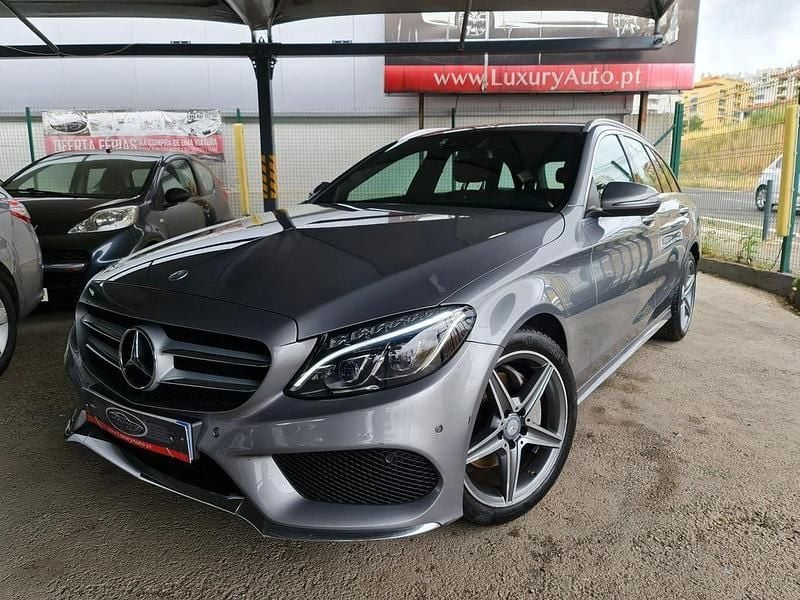 Cinza Usado 2015 Mercedes C200 AMG line Carrinha | € 15.950 - Imagem 1/4