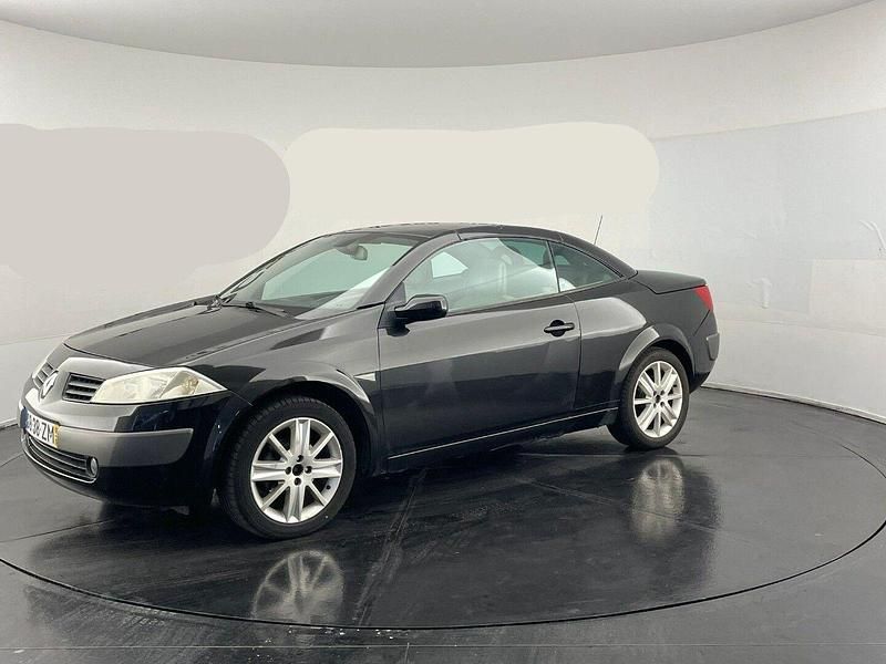 Usado Renault Mégane Coupé 120 HP (88 kW) 2005 Preto Coupé