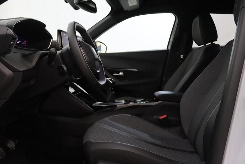 Usado Peugeot 2008 100 HP (73 kW) 2025 Branco SUV