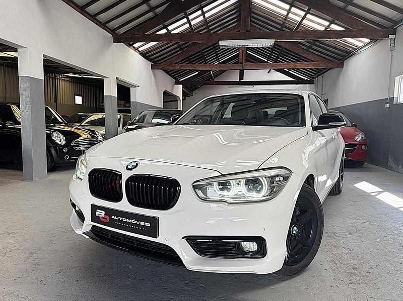 Branco Usado 2015 BMW 118 Sport Line Citadino | € 13.950 (Bom preço) - Imagem 1/4
