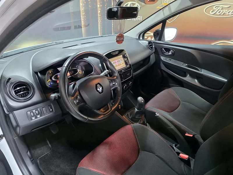 Usado Renault Clio IV Dynamique 90 HP (66 kW) 2014 Branco