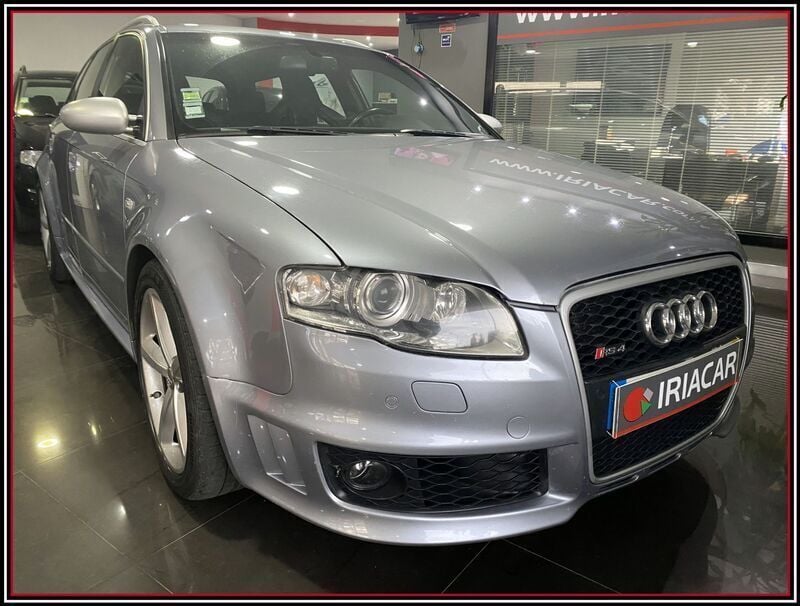 Usado Audi RS4 420 HP (308 kW) 2007 Cinzento Carrinha