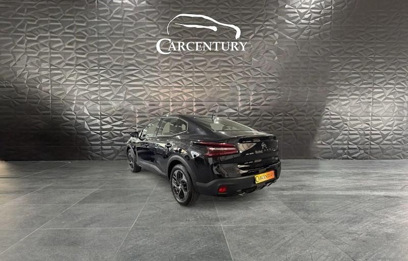 Usado Citroën C4 Feel 131 HP (96 kW) 2024 Preto SUV