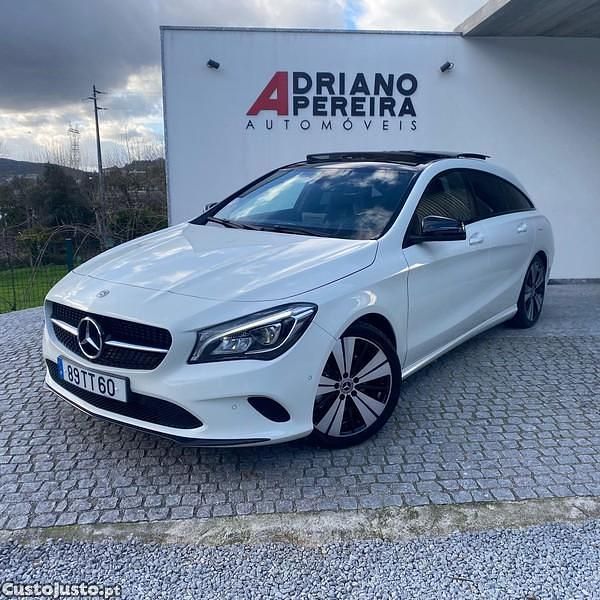 Usado Mercedes CLA180 Urban 109 HP (80 kW) 2017 Branco Sedan