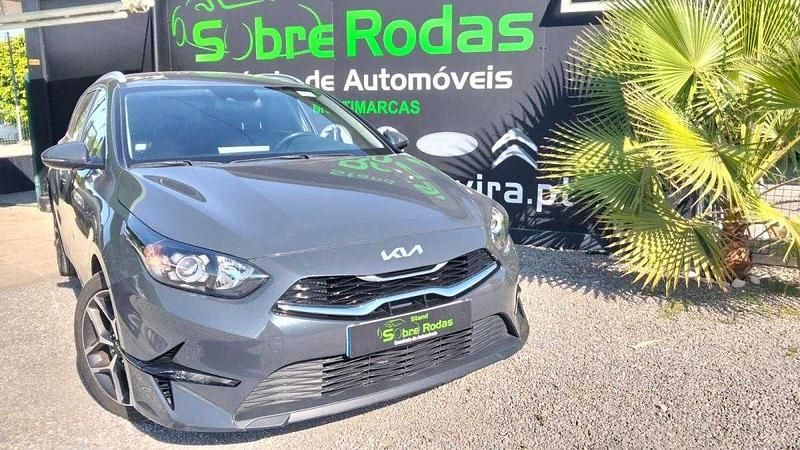 Antracite Usado 2022 Kia Ceed | € 20.900 (Caro) - Imagem 1/4
