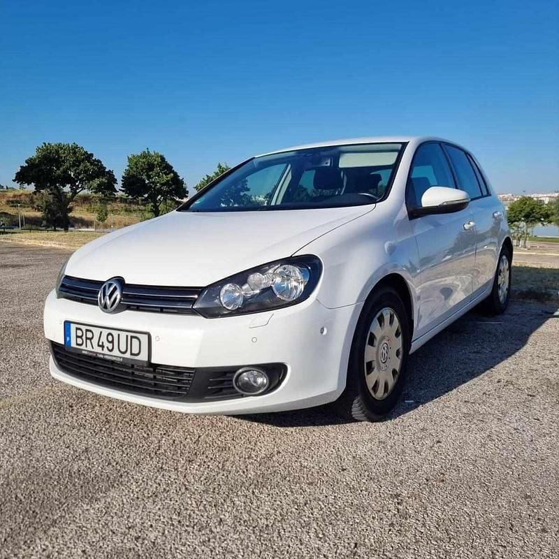 Branco Usado 2010 VW Golf VI | € 8.600 (Bom preço) - Imagem 1/4
