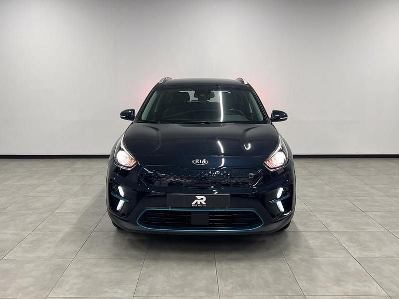 Usado Kia e-Niro 150 kW (204 HP) 2021 Azul SUV