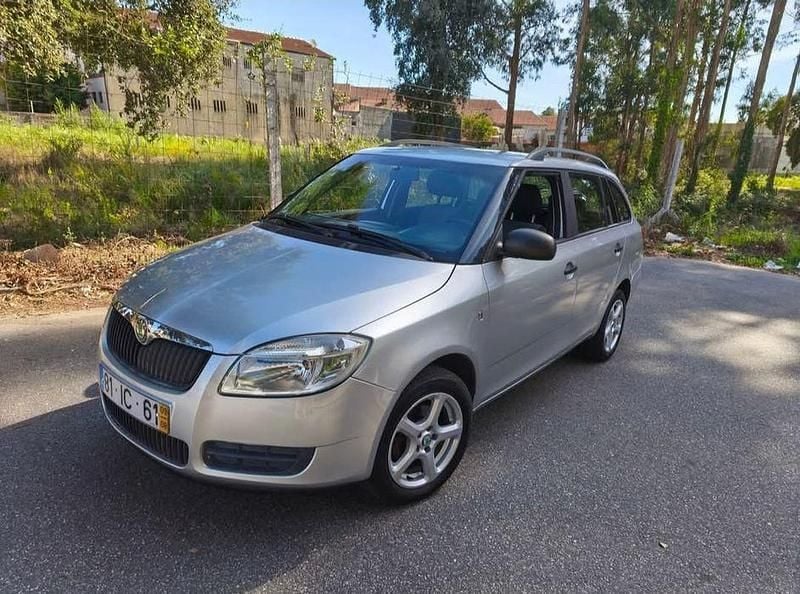 Usado 2009 Skoda Fabia | € 2.250 (Preço justo) - Imagem 1/4